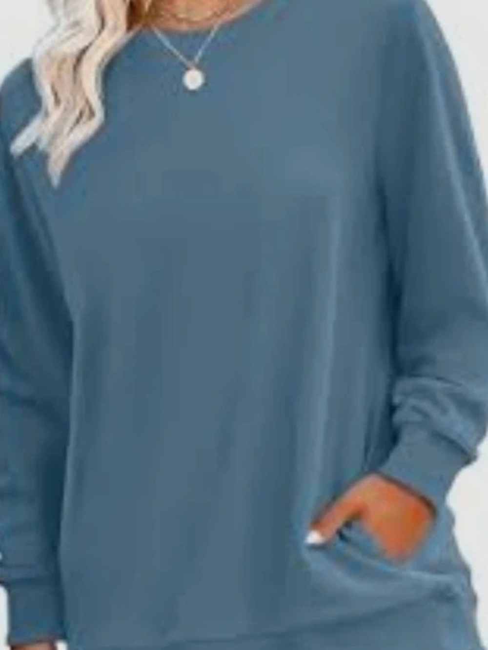 Relaxed Crewneck Sweatshirt in Dusty Blue